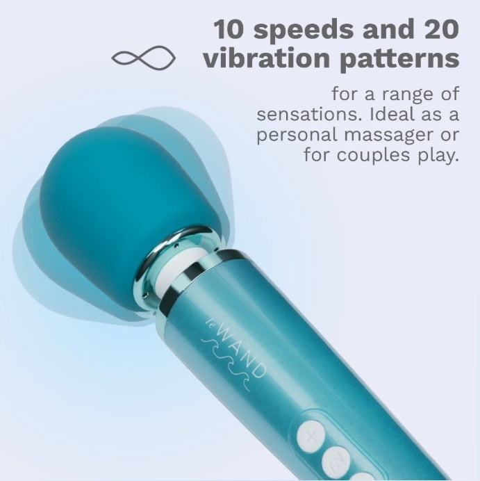 Le Wand Dive Submersible Rechargeable Vibrating Massager